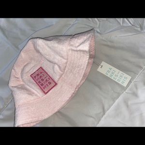 Frankies bikini bucket hat